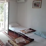 Konukevi Edi 3*