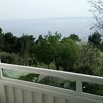 Edi Konukevi Brela